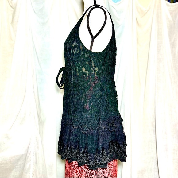 4/$35 Anthropologie Blue Bird Lace Vest - Picture 2 of 7